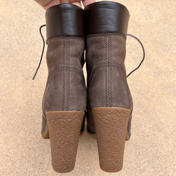 TIMBERLAND Glancy Heeled Boot Brown Lug Sole Lace Up 7.5 LIKE NEW Revolve 6” - Picture 4 of 14